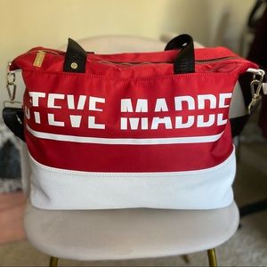 STEVE MADDEN SPORT DUFFLE TOTE